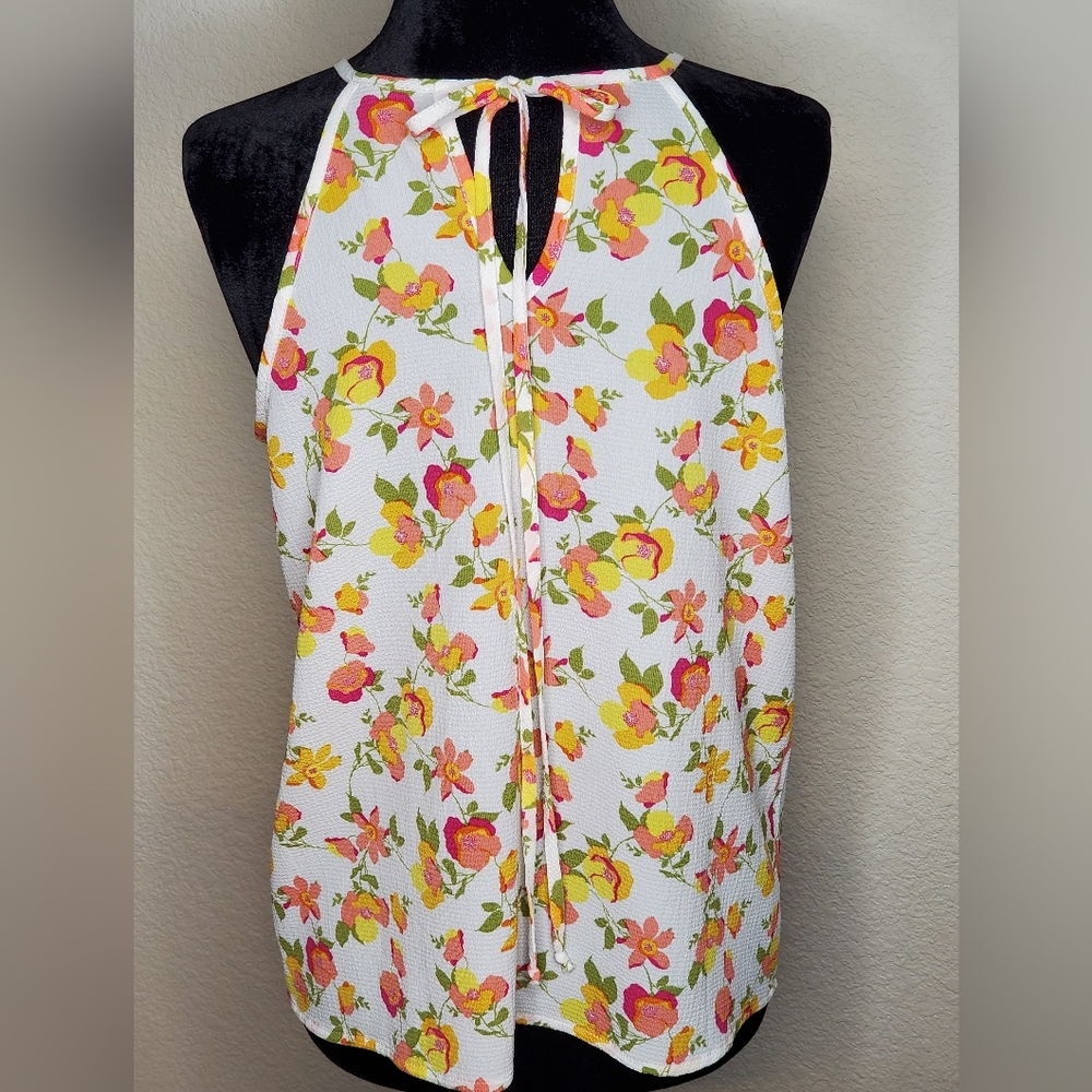Papermoon Floral Keyhole-Front Top.  NWOT - Picture 3 of 7